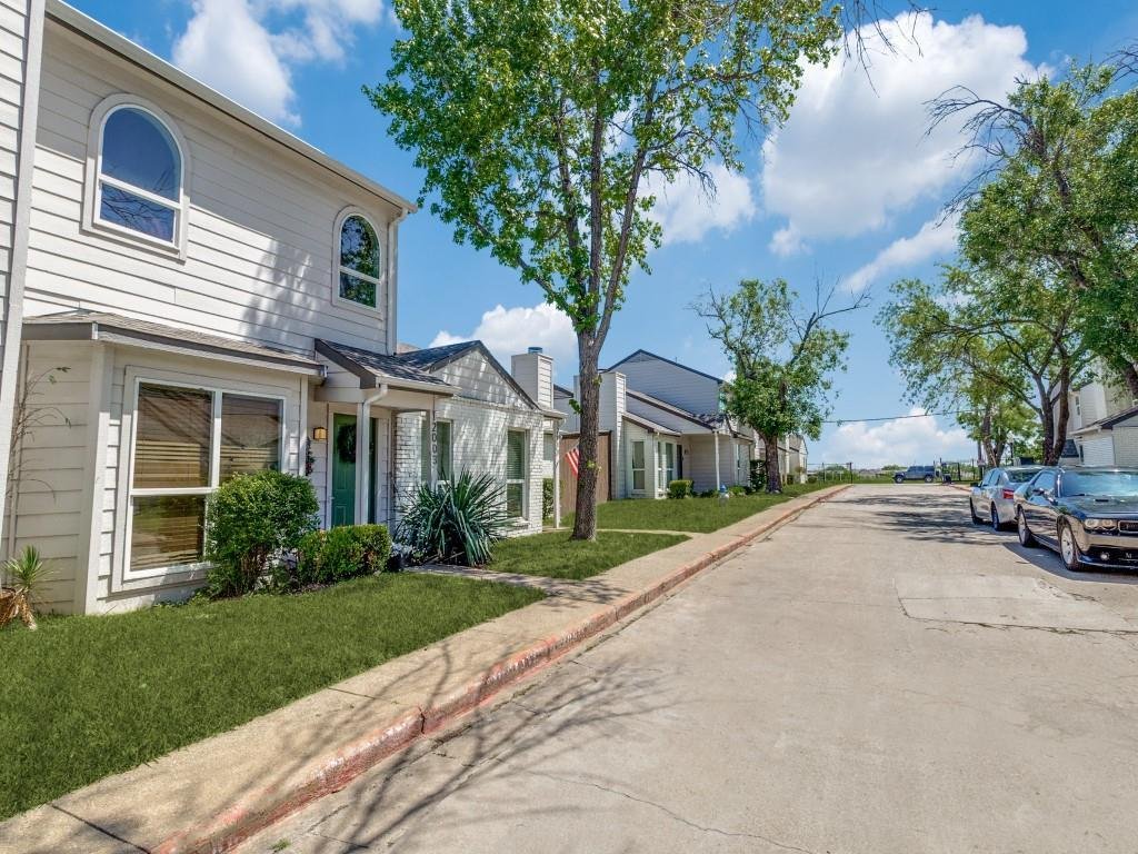 Dallas, Texas, United States 2 - 18527822