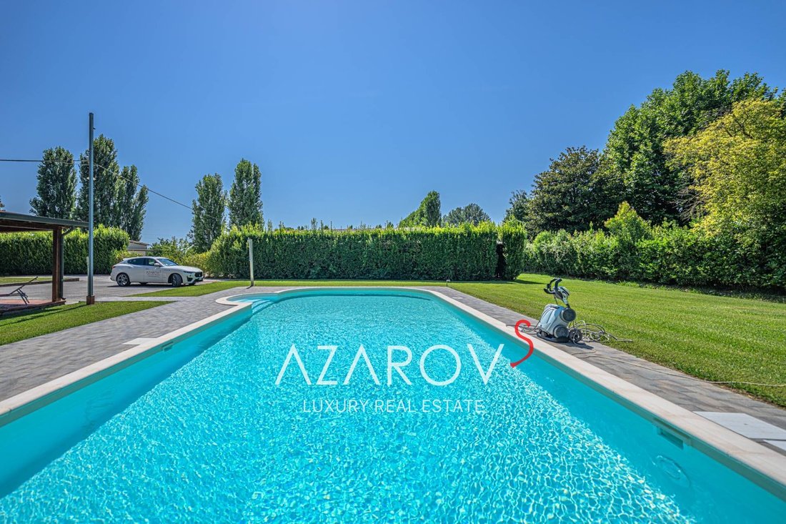 Villa in Pietrasanta, Tuscany, Italy 4 - 18526335
