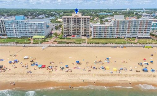 Condo in Virginia Beach, Virginia, United States 1