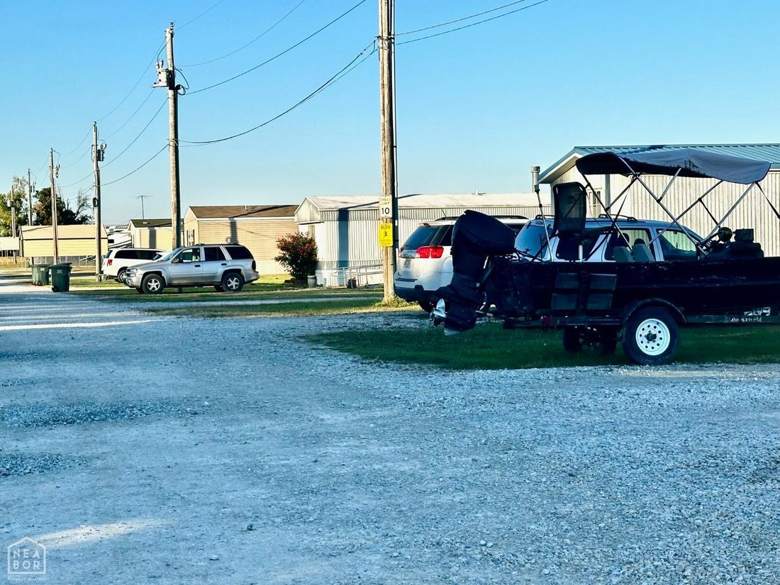 Brookland, Arkansas, United States 5 - 18526230