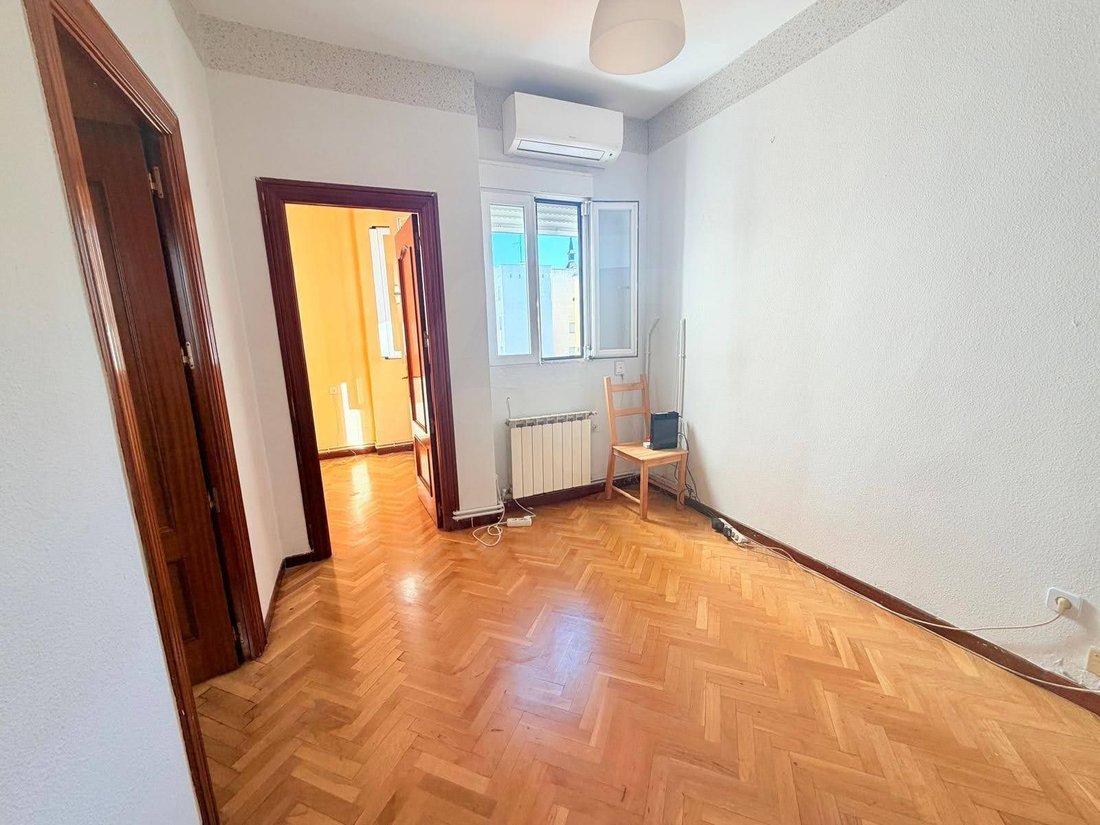 Apartment in Chamberi, Madrid, Spain 5 - 18529494