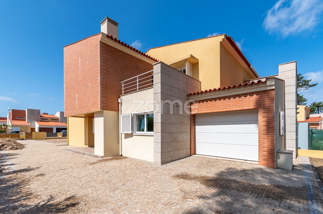 House in Ovar, Sao Joao, Arada e Sao Vicente de Pereira Jusa, Aveiro District, Portugal 1 - 18206317