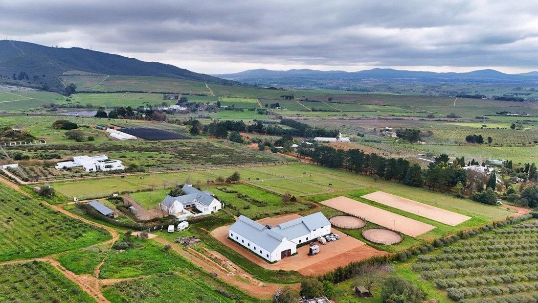 Farm Ranch in Brackenfell South, Cape Town, South Africa 1 - 18528419