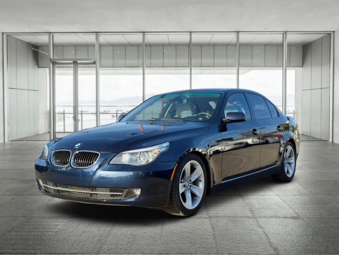 Sedan in Inglewood, CA, United States 1 - 18529880