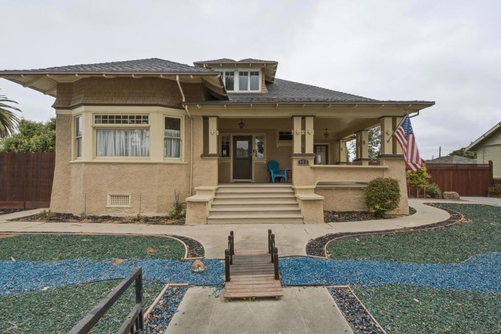 House in Hollister, California, United States 3 - 18526572