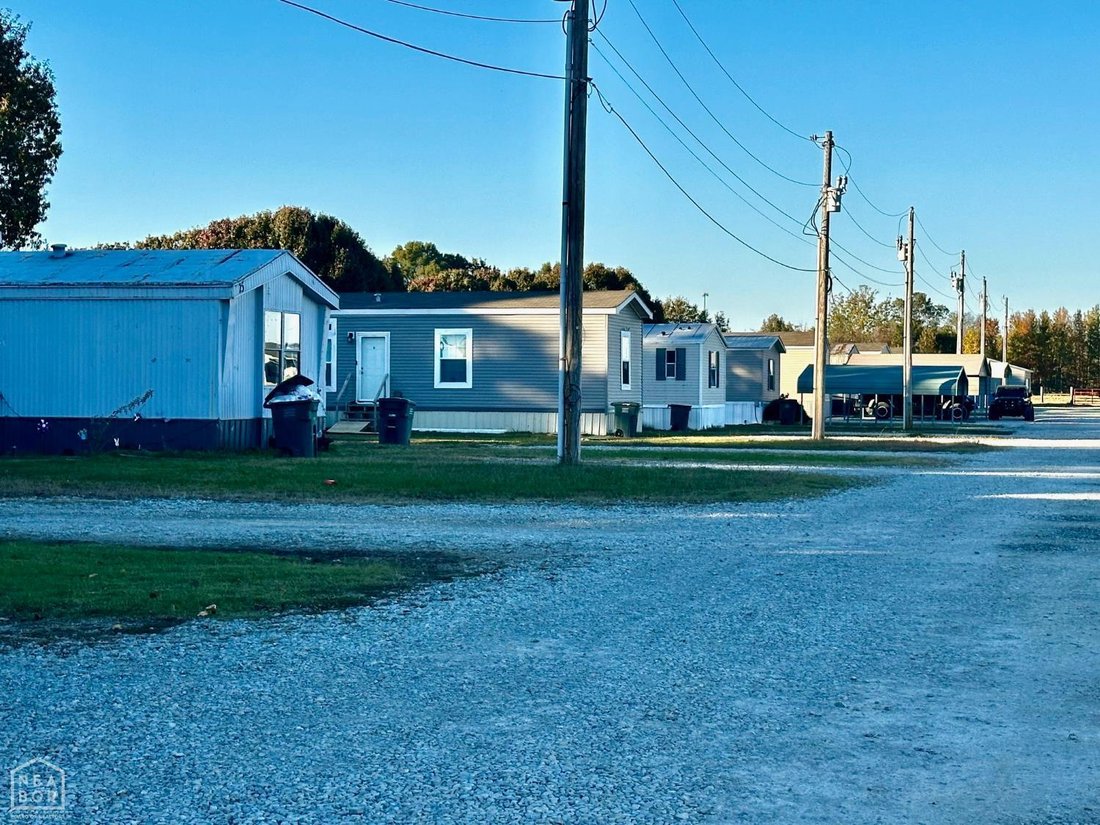 Brookland, Arkansas, United States 4 - 18526230