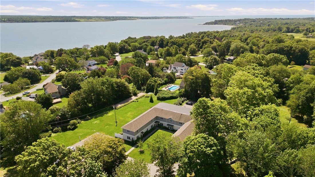 Condo in Portsmouth, Rhode Island, United States 1 - 18528465