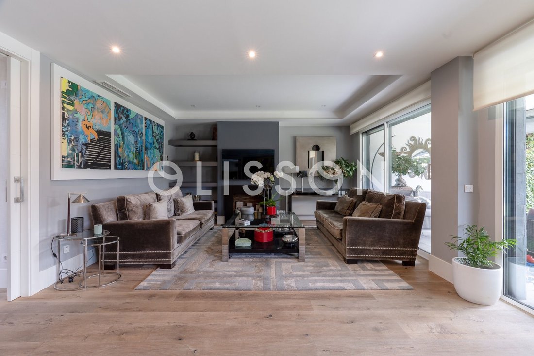 Chalet in Hortaleza, Madrid, Spain 2 - 18529355