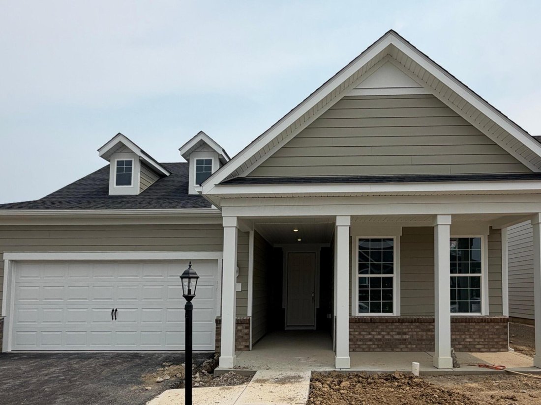 Condo in Lewis Center, Ohio, United States 1 - 17916387