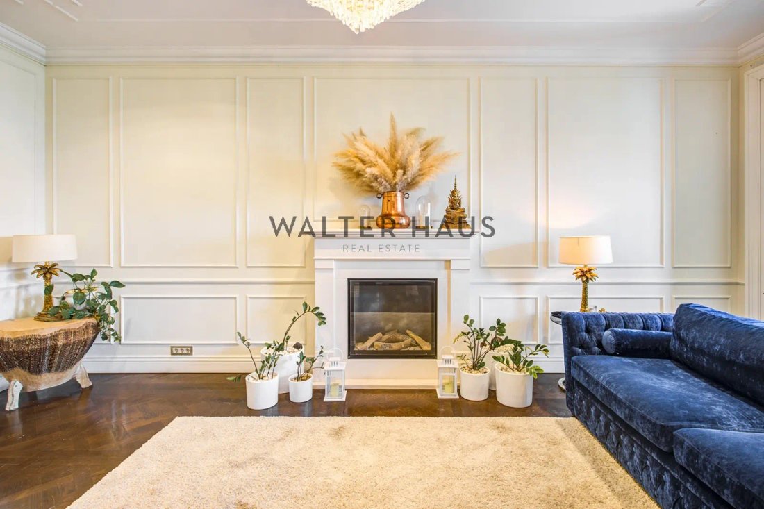 Apartment in Eixample, Barcelona, Spain 4 - 18526674