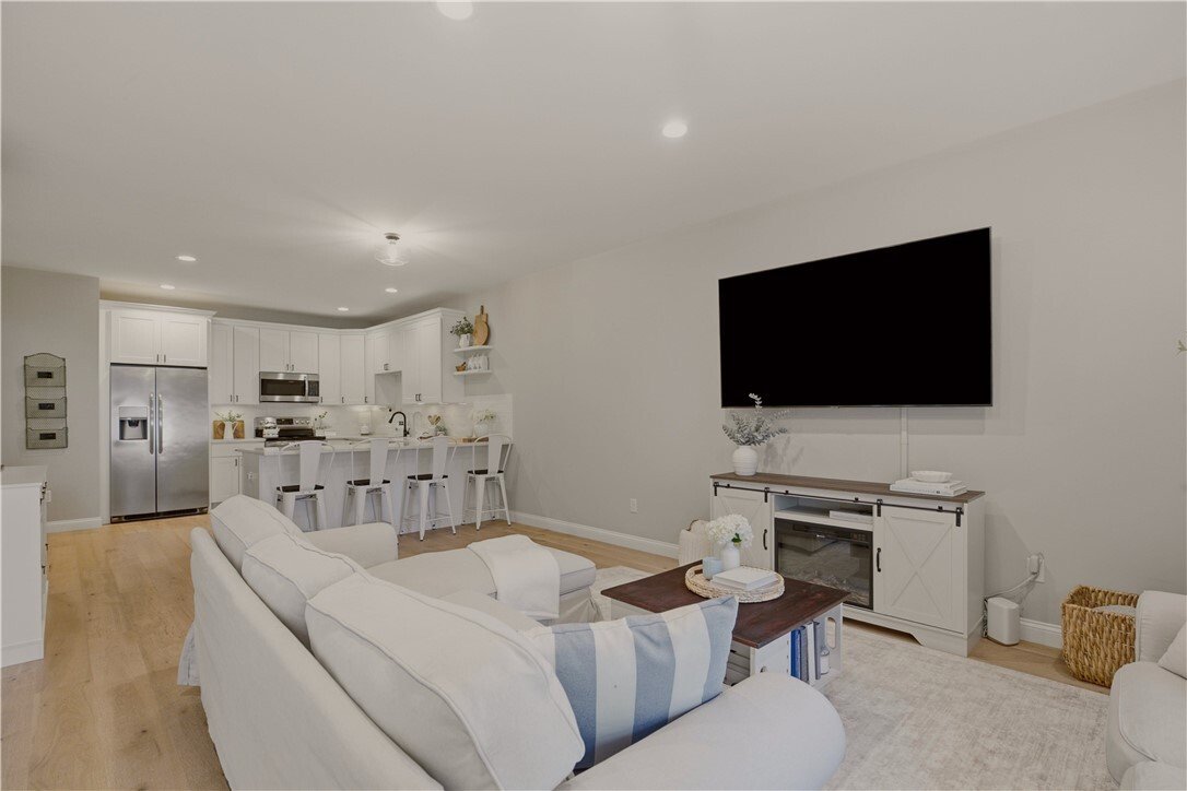 Condo in Portsmouth, Rhode Island, United States 5 - 18528465