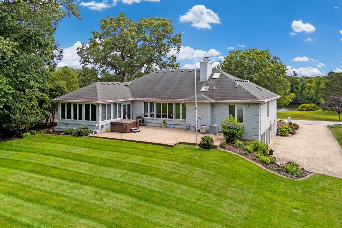 House in Beverly Shores, Indiana, United States 2 - 18526058