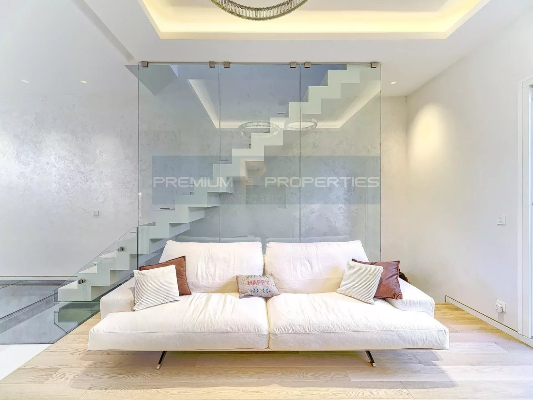 Townhouse in Saint-Jean-Cap-Ferrat, Provence-Alpes-Côte d'Azur, France 2 - 17136262