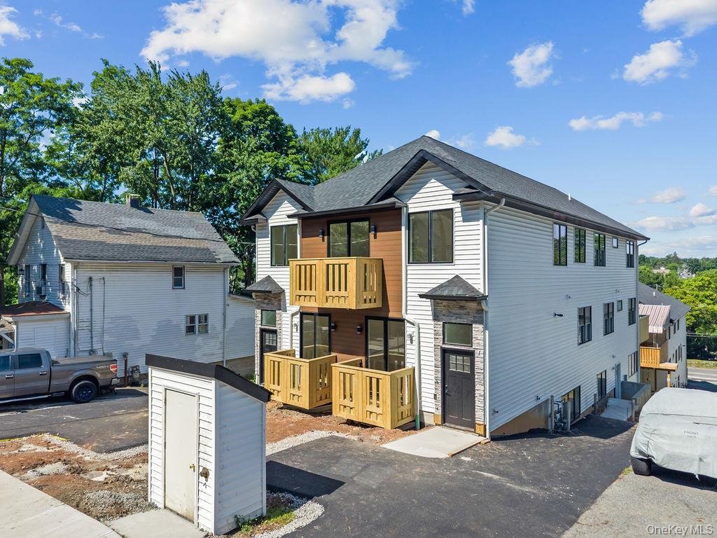 Condo in Spring Valley, New York, United States 2 - 18527906