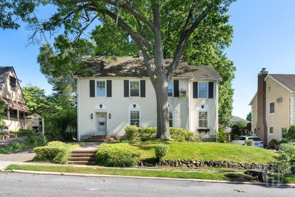 House in New York, New York, United States 2 - 18530166