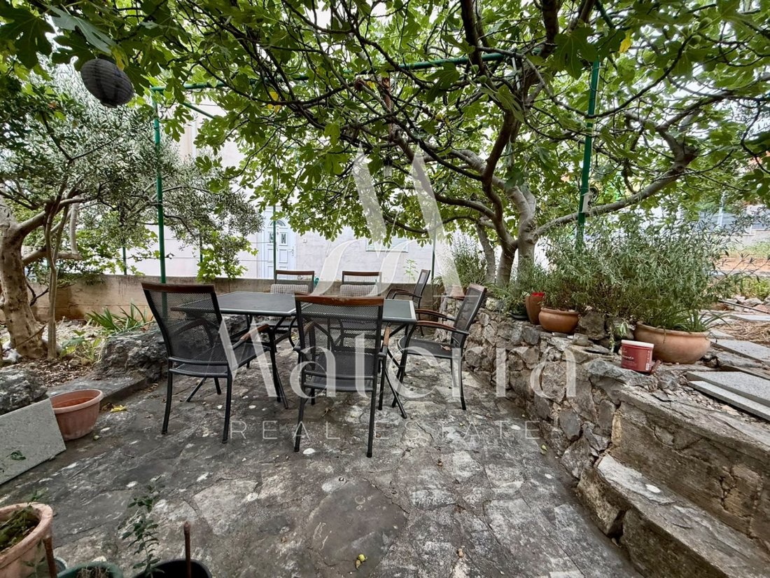 House in Gradska cetvrt Grada, Sibenik, Sibenik-Knin County 2 - 18529329