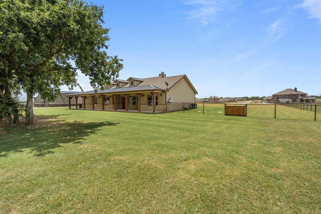 House in Sanger, Texas, United States 4 - 18527818