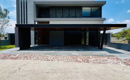 House in Conjunto Industrial Sotavento, Querétaro, Mexico 1