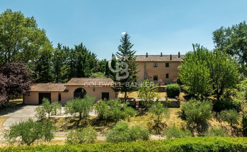 Maisons de campagne à Umbertide, Ombrie, Italie 1