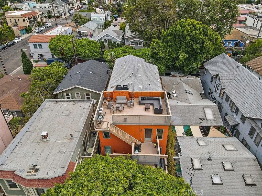 Los Angeles, California, United States 1 - 16985728