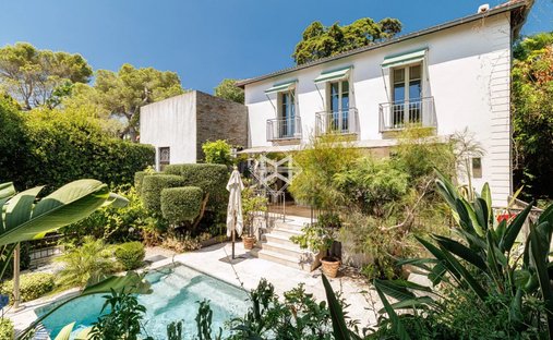 House in Cannes, Provence-Alpes-Côte d'Azur, France 1