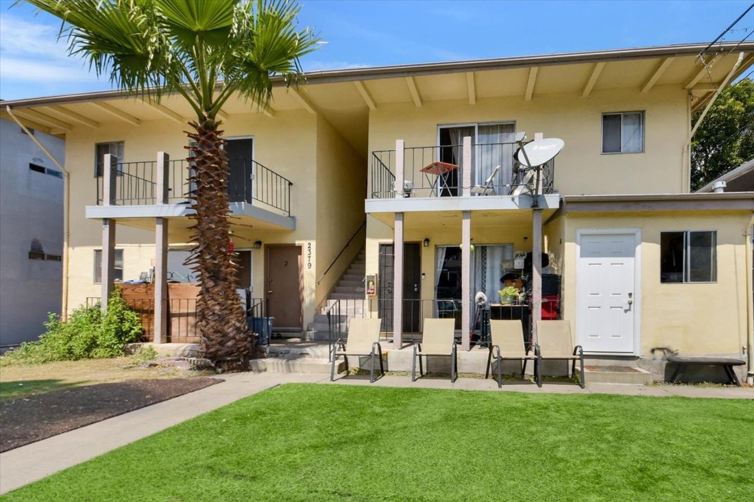 Santa Clara, California, United States 1 - 18528727