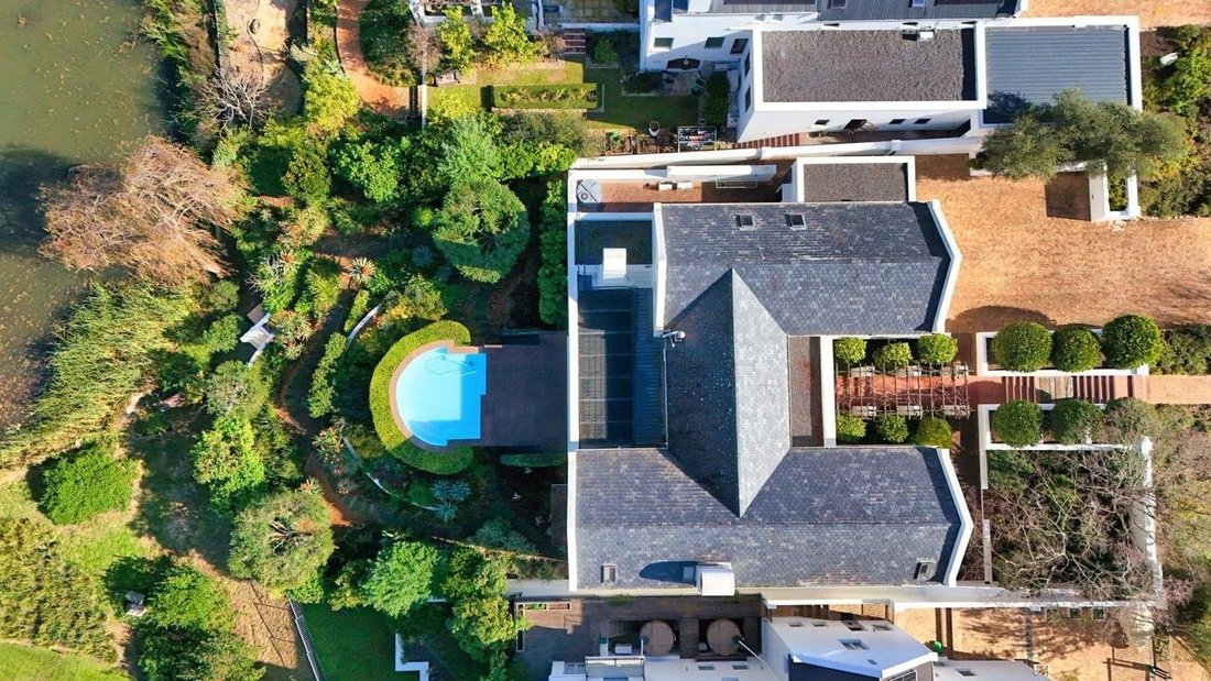 Casa a Paradyskloof, Provincia del Capo Occidentale, Sudafrica 2 - 18528365