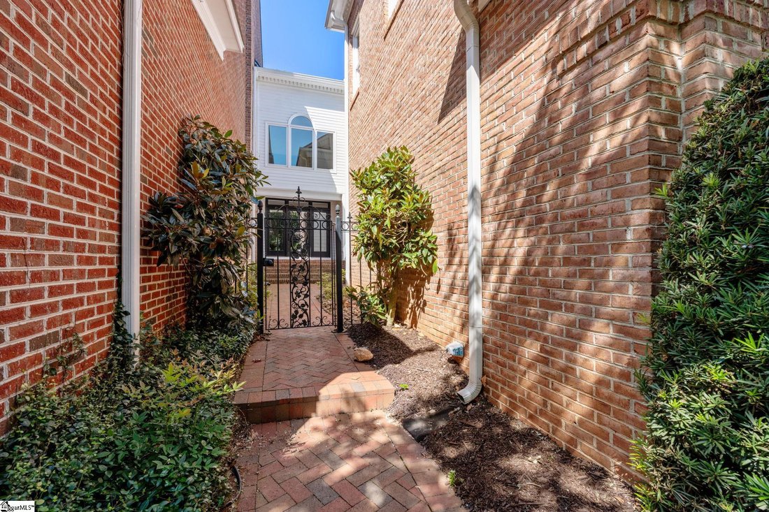 Townhouse in Greer, South Carolina, United States 4 - 18529435