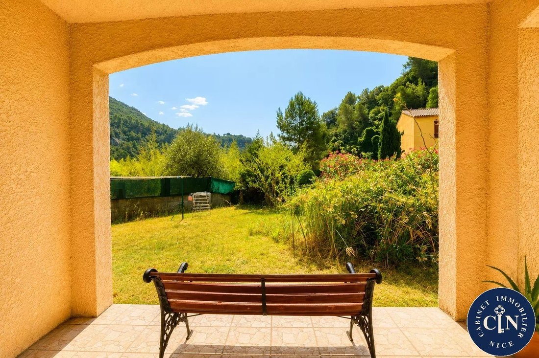Villa in Gilette, Provence-Alpes-Côte d'Azur, France 2 - 18488783