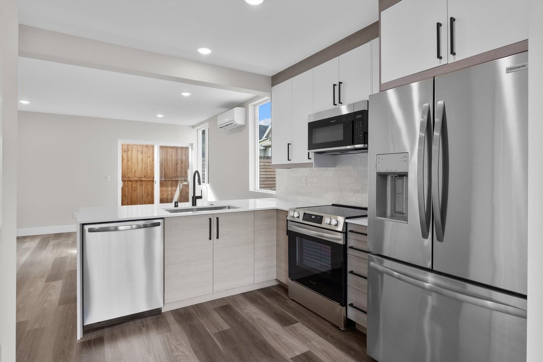 Condo in Seattle, Washington, United States 3 - 18530251