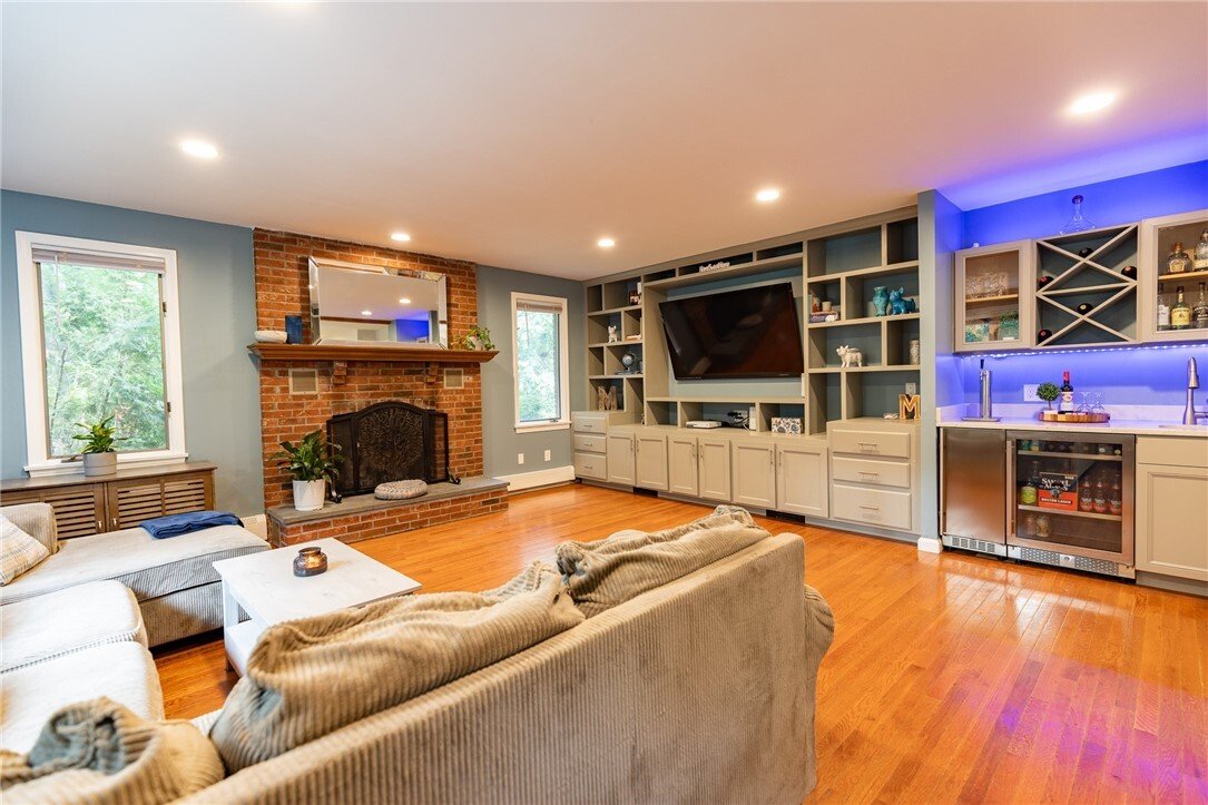 House in North Smithfield, Rhode Island, United States 4 - 18301425