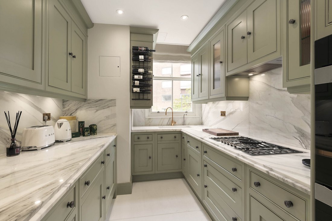 Apartment in Belgravia, Westminster, England 5 - 18529464