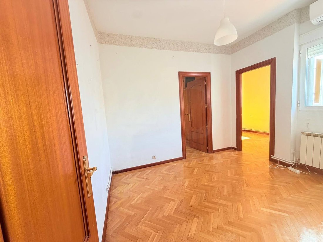 Apartment in Chamberi, Madrid, Spain 4 - 18529494