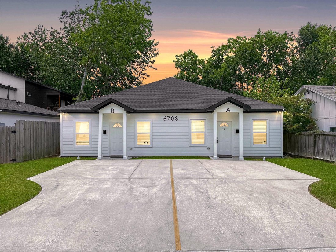 Houston, Texas, United States 1 - 18512483