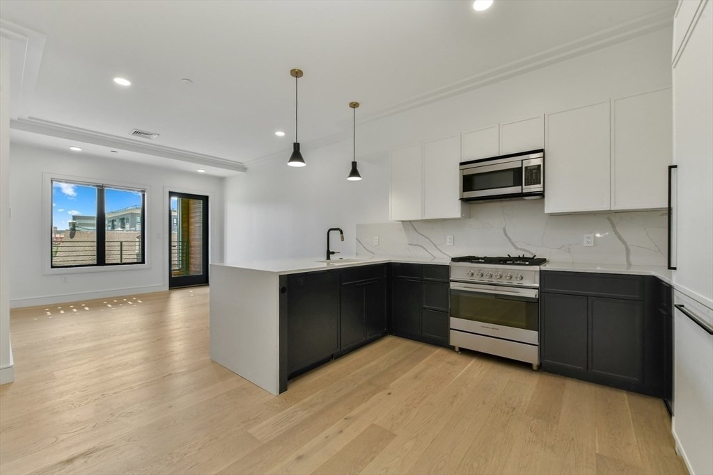 Condo in Boston, Massachusetts, United States 1 - 18473312
