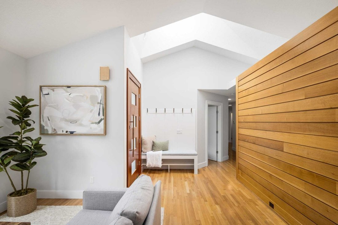 House in Lake Oswego, Oregon, United States 4 - 18527295