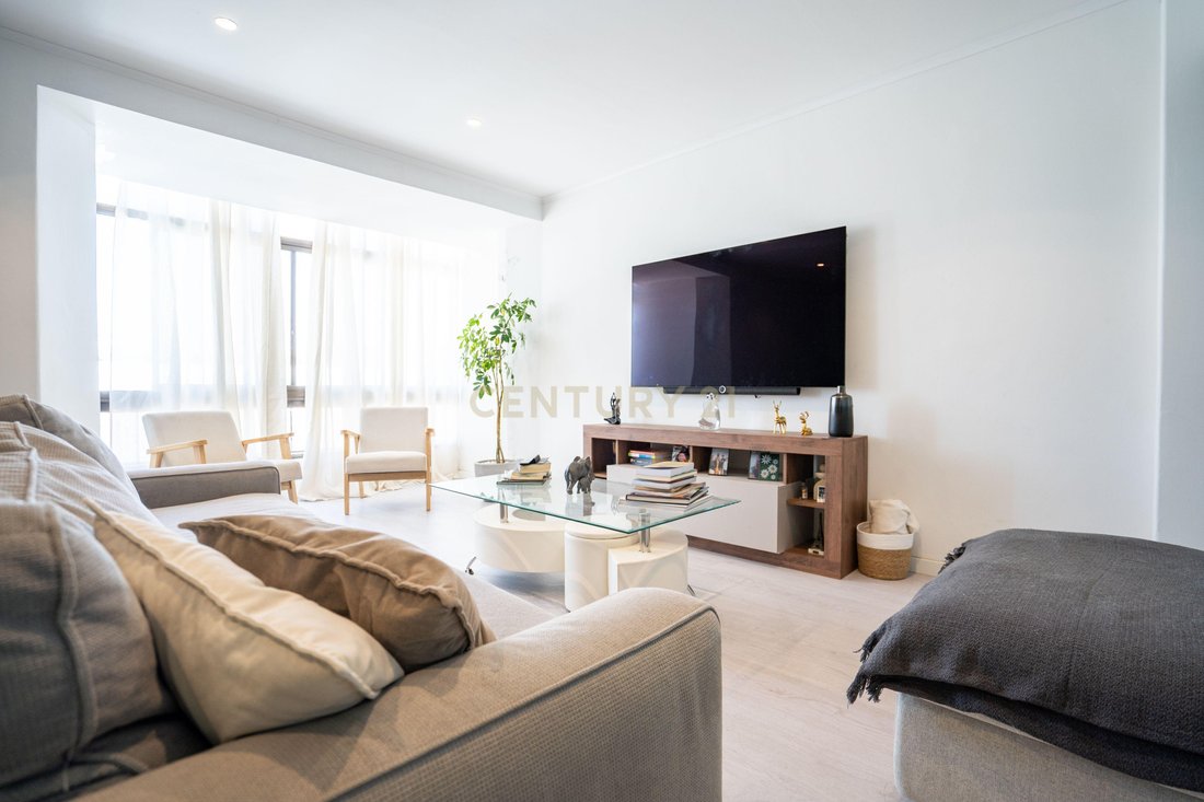Apartment in Parede, Lisbon, Portugal 2 - 18076600