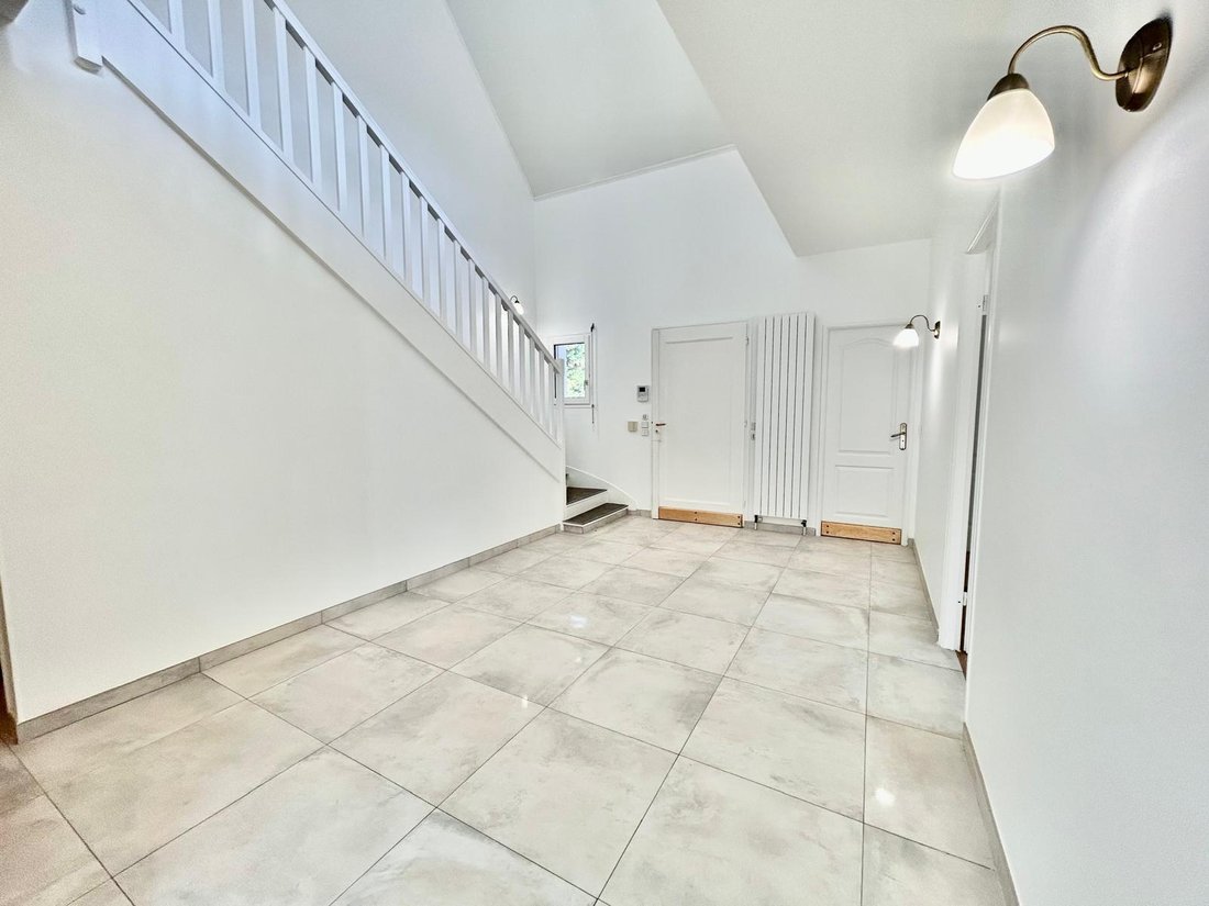 House in Saint-Cloud, Ile-de-France, France 4 - 18527996