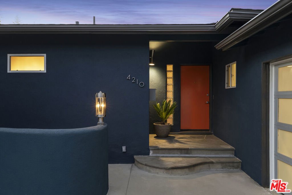 House in Los Angeles, California, United States 4 - 18528574