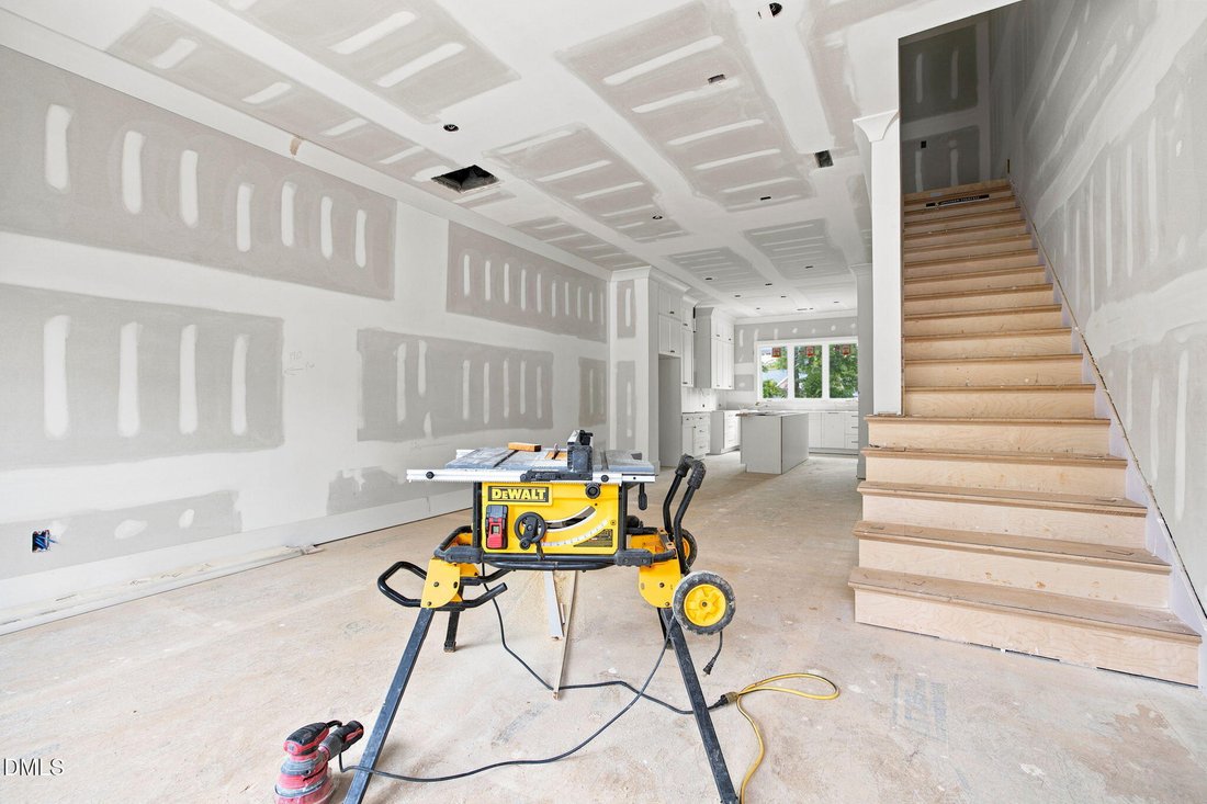 Townhouse in Raleigh, North Carolina, United States 2 - 18127997