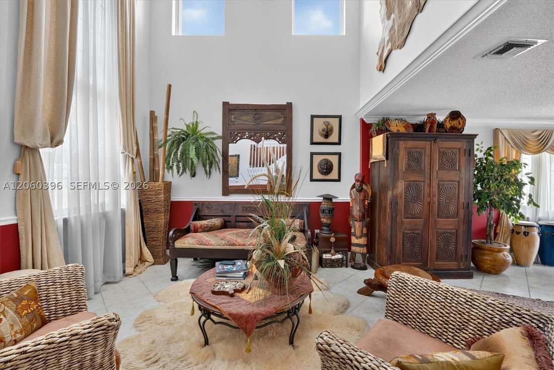 House in Miami, Florida, United States 5 - 18528870