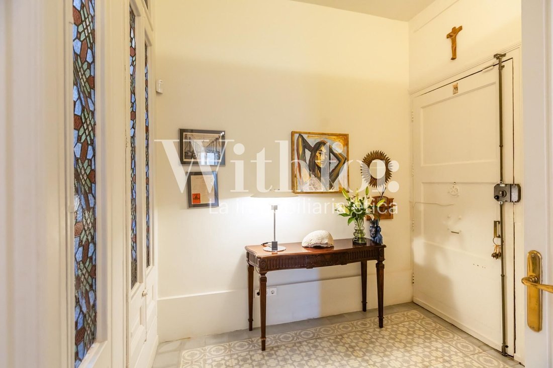 Apartment in Ciutat Vella, Barcelona, Spain 2 - 18526220