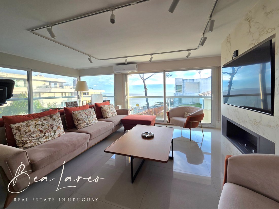 Apartment in Montevideo, Departamento de Montevideo, Uruguay 4 - 18527410