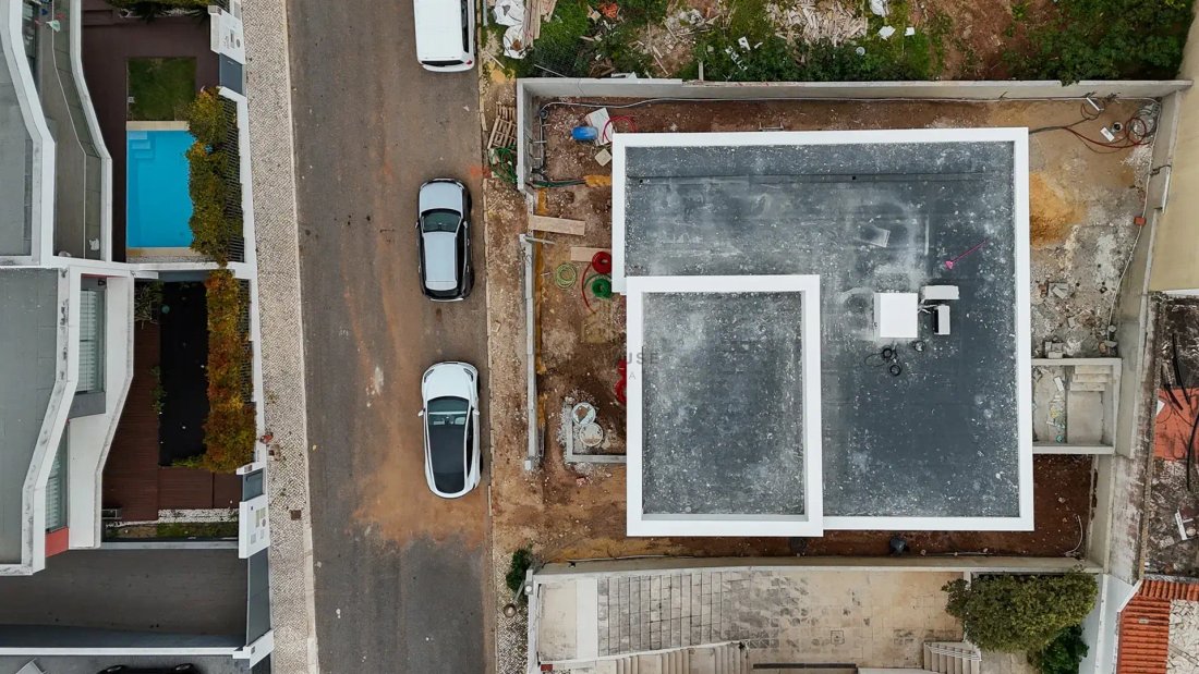 House in Carcavelos e Parede, Lisbon, Portugal 4 - 18530496