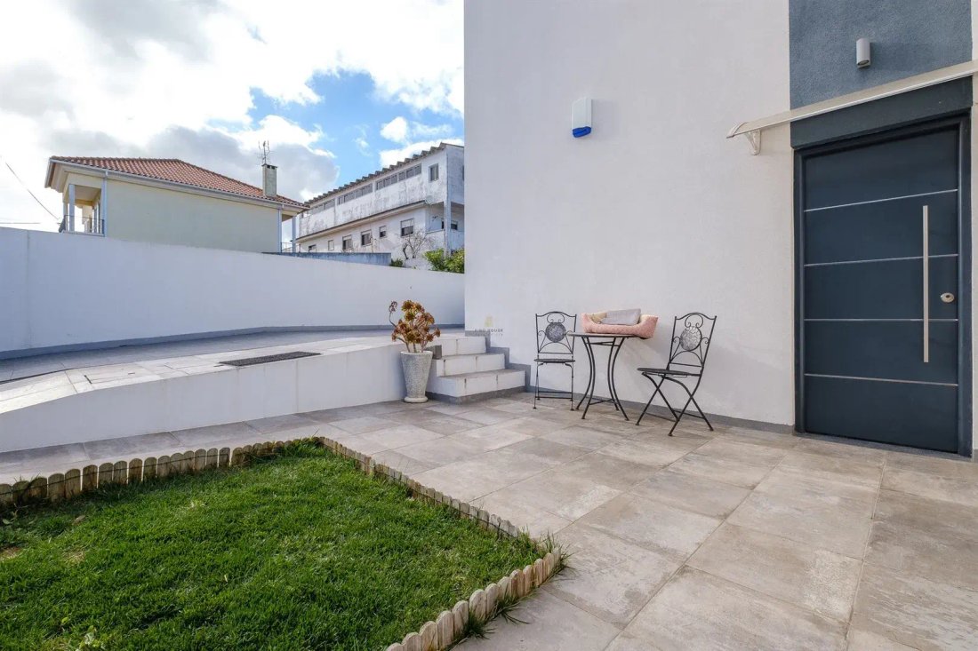 House in Sao Domingos de Rana, Lisbon, Portugal 3 - 18530487