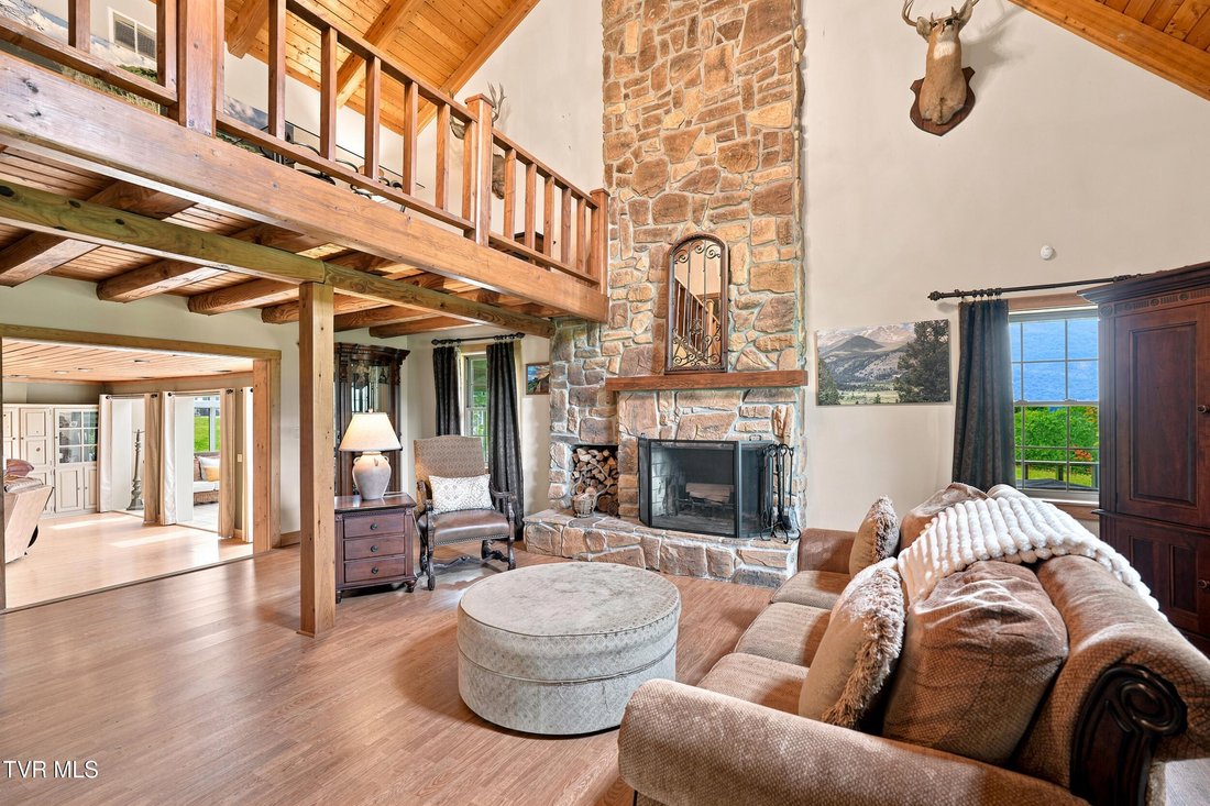 House in Big Stone Gap, Virginia, United States 2 - 18530457