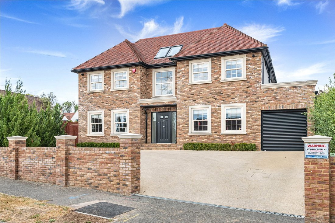 House in Welham Green, Hatfield, England 1 - 16947115