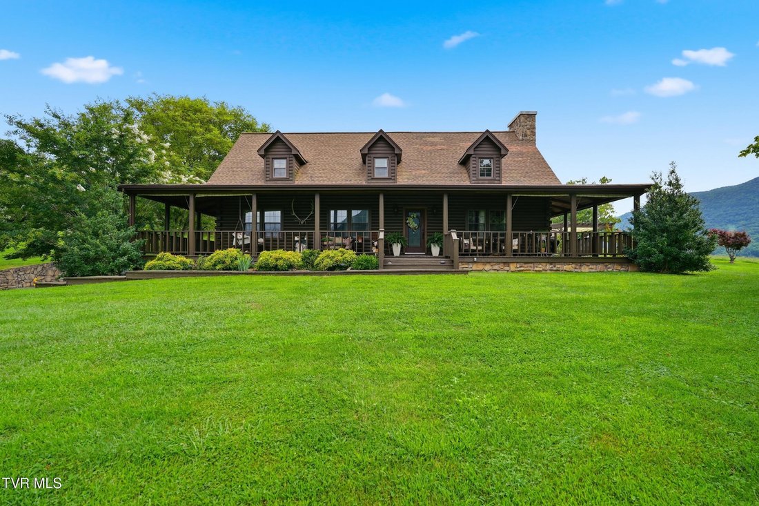 House in Big Stone Gap, Virginia, United States 1 - 18530457