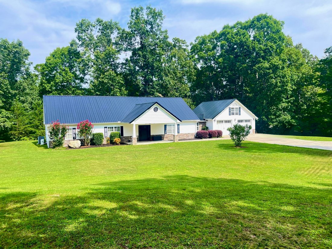 House in Whitwell, Tennessee, United States 3 - 18530461