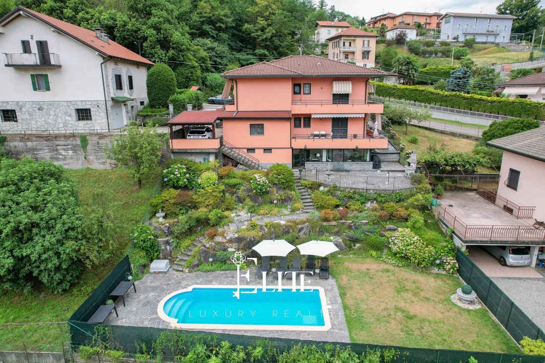 Villa in Laveno-Mombello, Lombardy, Italy 1 - 18530690